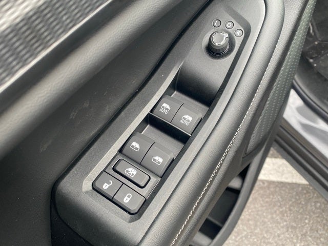 2025 Jeep Grand Cherokee GRAND CHEROKEE L LAREDO X 4X4