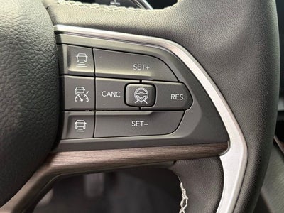 2026 Jeep Grand Cherokee GRAND CHEROKEE L LAREDO ALTITUDE 4X4