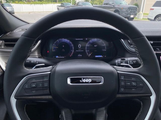 2025 Jeep Grand Cherokee L Limited 4x4