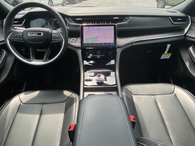 2025 Jeep Grand Cherokee L Limited 4x4