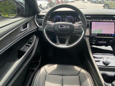 2025 Jeep Grand Cherokee L Limited 4x4
