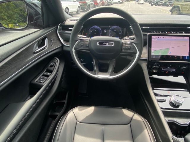 2025 Jeep Grand Cherokee L Limited 4x4