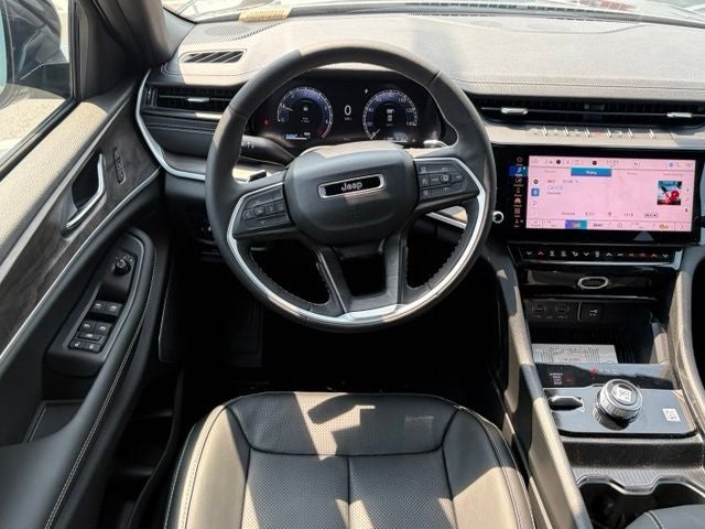 2026 Jeep Grand Cherokee GRAND CHEROKEE L LIMITED RESERVE 4X4