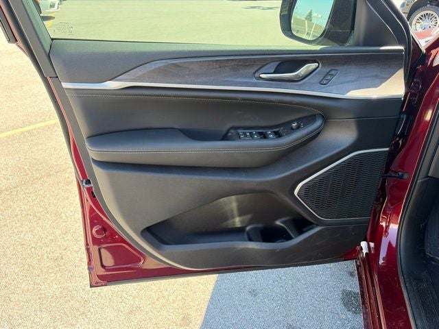 2026 Jeep Grand Cherokee GRAND CHEROKEE L LIMITED RESERVE 4X4