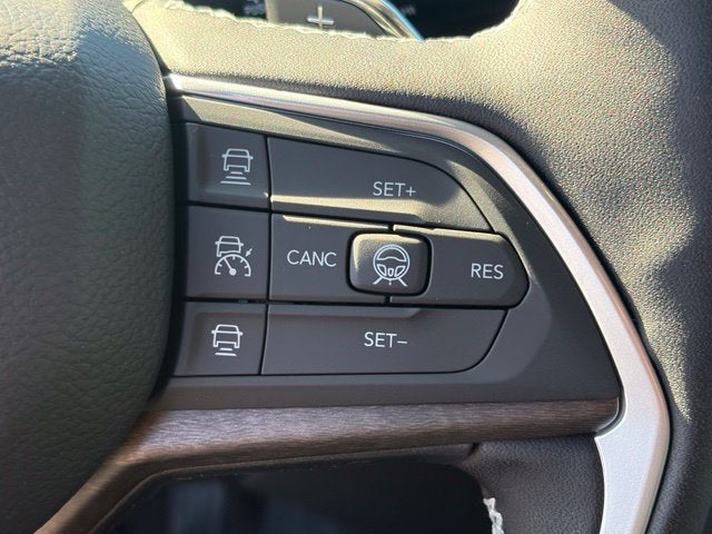 2027 Jeep Grand Cherokee GRAND CHEROKEE L LIMITED RESERVE 4X4