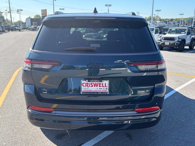 2027 Jeep Grand Cherokee GRAND CHEROKEE L LIMITED RESERVE 4X4