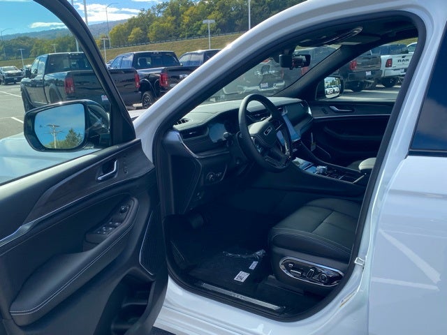 2025 Jeep Grand Cherokee GRAND CHEROKEE L OVERLAND 4X4