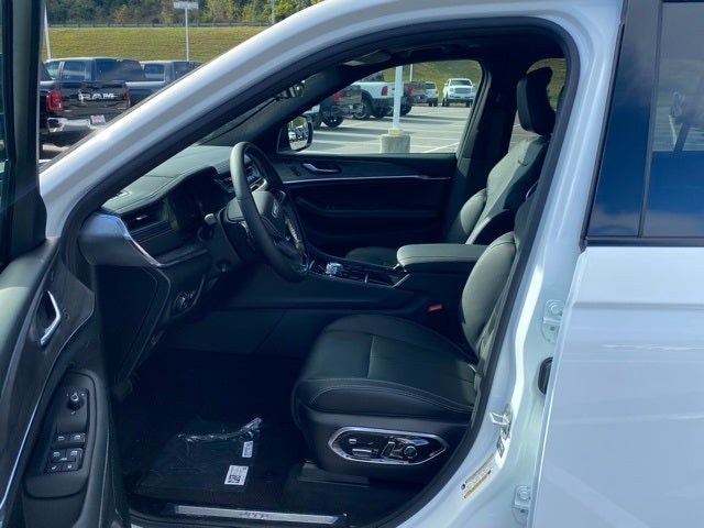 2025 Jeep Grand Cherokee GRAND CHEROKEE L OVERLAND 4X4