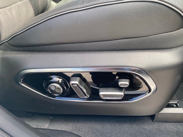 2025 Jeep Grand Cherokee GRAND CHEROKEE L OVERLAND 4X4