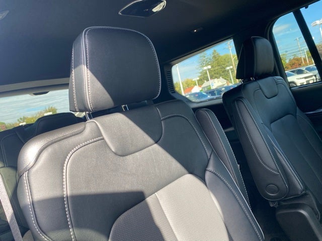 2025 Jeep Grand Cherokee GRAND CHEROKEE L OVERLAND 4X4