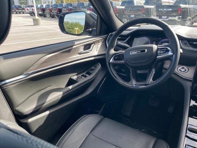 2025 Jeep Grand Cherokee GRAND CHEROKEE L OVERLAND 4X4