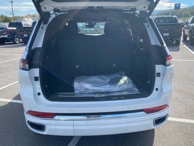 2025 Jeep Grand Cherokee GRAND CHEROKEE L OVERLAND 4X4