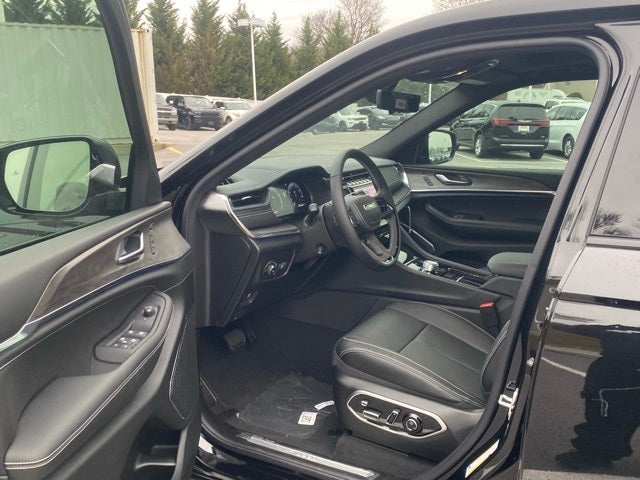 2025 Jeep Grand Cherokee GRAND CHEROKEE L OVERLAND 4X4