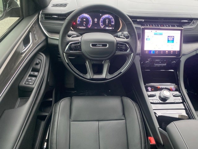 2025 Jeep Grand Cherokee GRAND CHEROKEE L OVERLAND 4X4