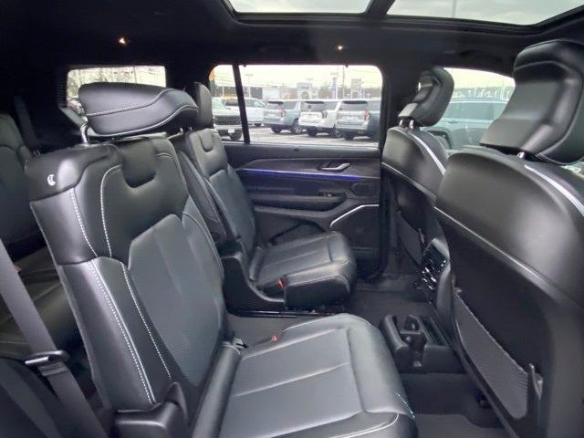 2024 Jeep Grand Cherokee L Overland 4x4