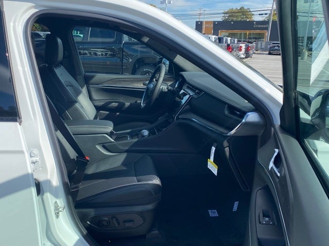 2025 Jeep Grand Cherokee GRAND CHEROKEE L OVERLAND 4X4