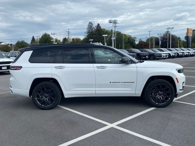 2025 Jeep Grand Cherokee GRAND CHEROKEE L SUMMIT RESERVE 4X4