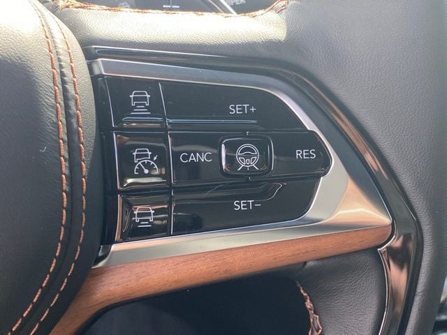 2025 Jeep Grand Cherokee GRAND CHEROKEE L SUMMIT RESERVE 4X4