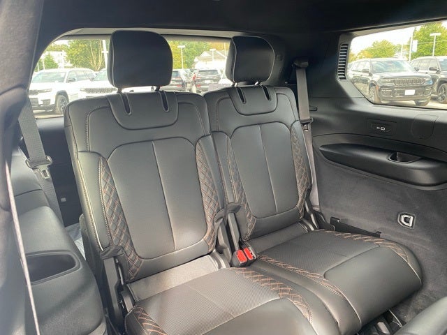 2025 Jeep Grand Cherokee GRAND CHEROKEE L SUMMIT RESERVE 4X4