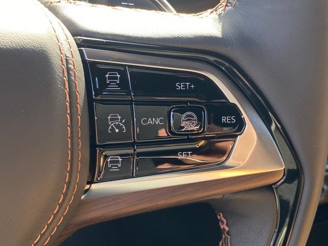 2025 Jeep Grand Cherokee GRAND CHEROKEE L SUMMIT 4X4