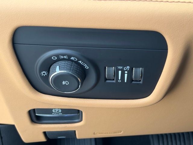 2026 Jeep Grand Cherokee GRAND CHEROKEE L SUMMIT 4X4