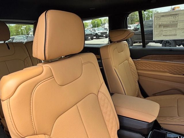 2026 Jeep Grand Cherokee GRAND CHEROKEE L SUMMIT 4X4