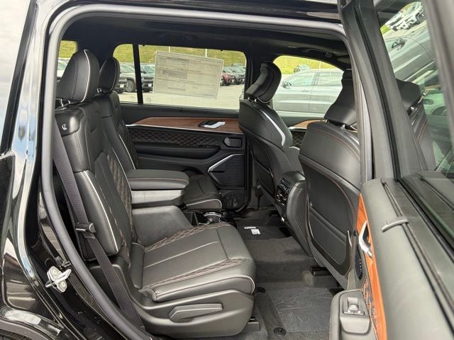 2026 Jeep Grand Cherokee GRAND CHEROKEE L SUMMIT 4X4