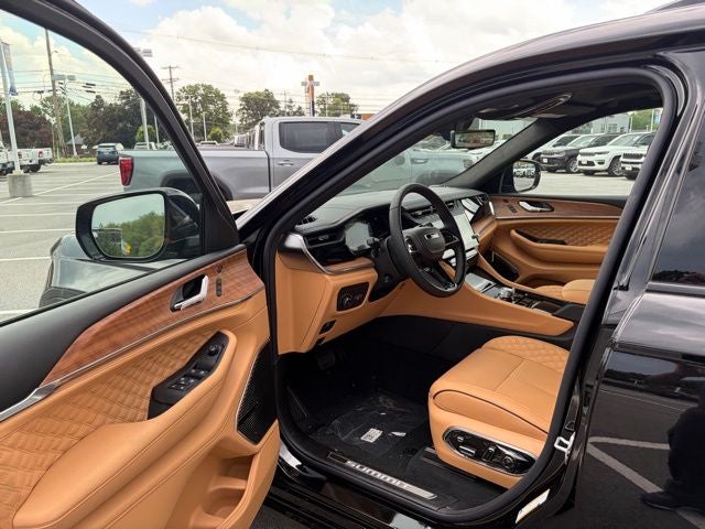 2026 Jeep Grand Cherokee GRAND CHEROKEE L SUMMIT 4X4