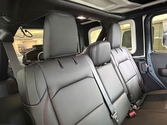 2026 Jeep Wrangler WRANGLER 4-DOOR MOAB 392