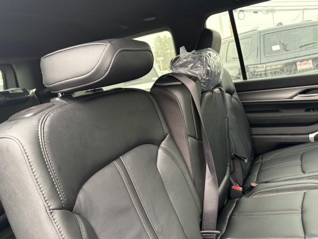 2026 Jeep Grand Wagoneer GRAND WAGONEER L LIMITED ALTITUDE 4X4