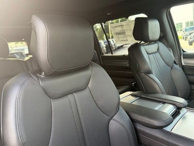 2026 Jeep Grand Wagoneer GRAND WAGONEER L LIMITED RESERVE 4X4