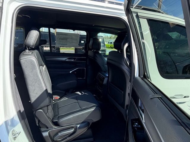 2026 Jeep Grand Wagoneer GRAND WAGONEER L LIMITED RESERVE 4X4