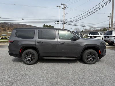 2026 Jeep Grand Wagoneer GRAND WAGONEER UPLAND 4X4