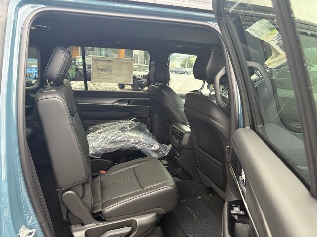 2026 Jeep Grand Wagoneer GRAND WAGONEER UPLAND 4X4