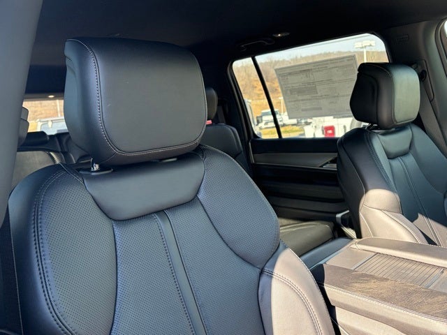 2026 Jeep Grand Wagoneer GRAND WAGONEER LIMITED ALTITUDE 4X4