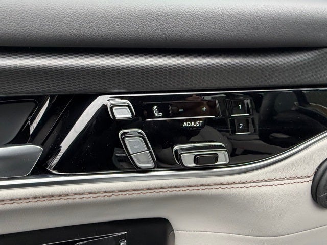 2026 Jeep Grand Wagoneer GRAND WAGONEER SUMMIT OBSIDIAN 4X4