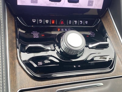 2024 Jeep Grand Wagoneer Base