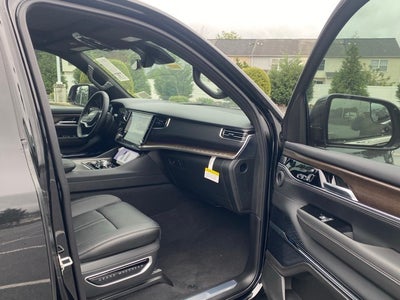 2024 Jeep Grand Wagoneer Base