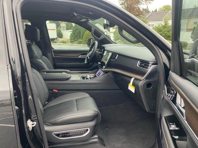 2024 Jeep Grand Wagoneer Base