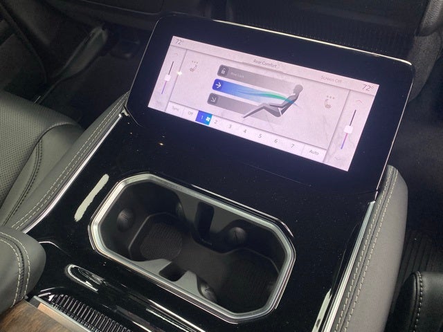 2024 Jeep Grand Wagoneer Base