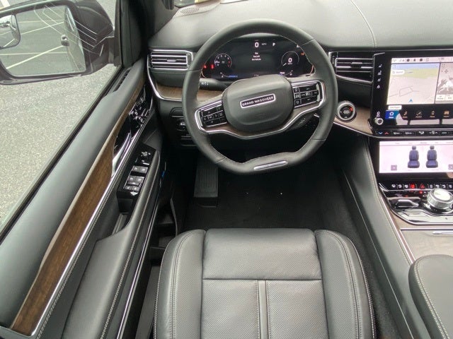 2024 Jeep Grand Wagoneer Base