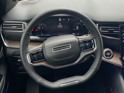 2024 Jeep Grand Wagoneer Base
