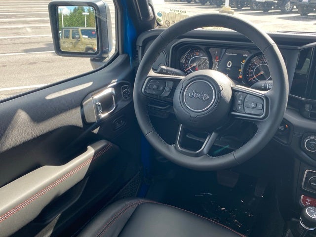 2025 Jeep Gladiator GLADIATOR RUBICON X 4X4