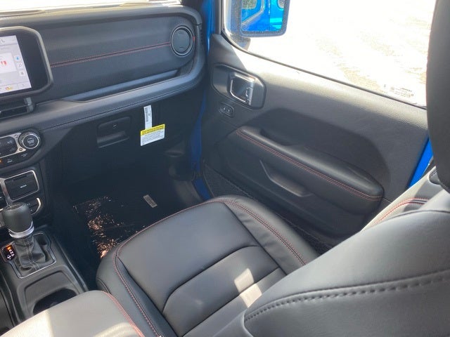 2025 Jeep Gladiator GLADIATOR RUBICON X 4X4