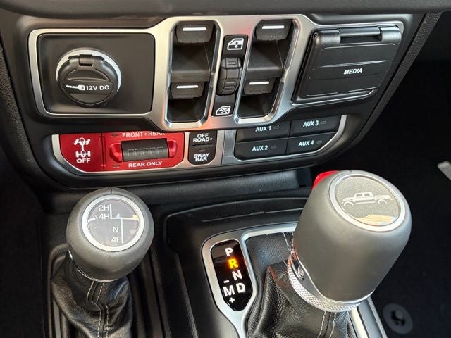 2026 Jeep Gladiator GLADIATOR SHADOW OPS 4X4