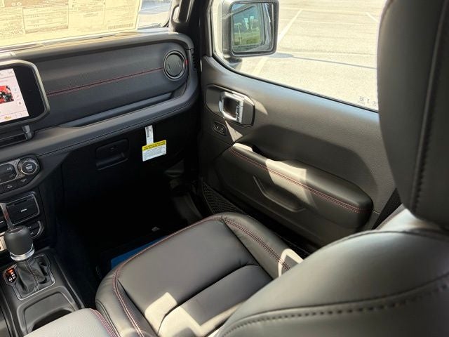 2026 Jeep Gladiator GLADIATOR SHADOW OPS 4X4