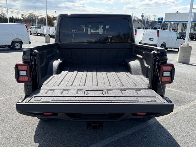 2026 Jeep Gladiator GLADIATOR SHADOW OPS 4X4