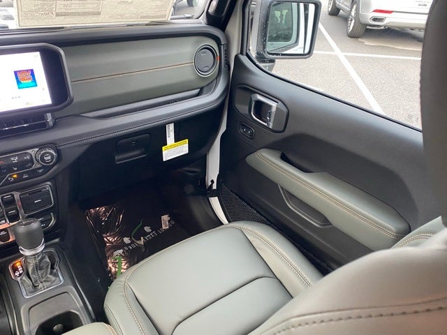 2026 Jeep Gladiator GLADIATOR MOJAVE X 4X4