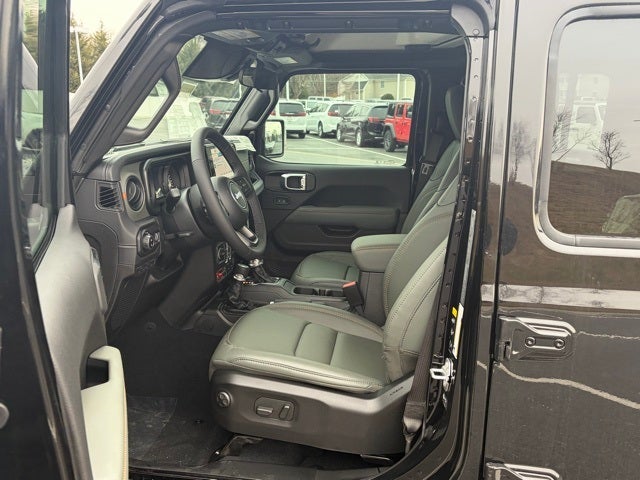 2026 Jeep Gladiator GLADIATOR MOJAVE 4X4