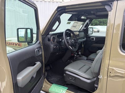 2026 Jeep Gladiator GLADIATOR MOJAVE X 4X4
